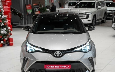 Toyota C-HR I рестайлинг, 2022 год, 3 790 000 рублей, 4 фотография