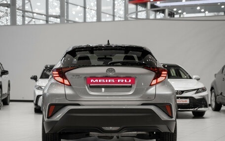 Toyota C-HR I рестайлинг, 2022 год, 3 790 000 рублей, 10 фотография