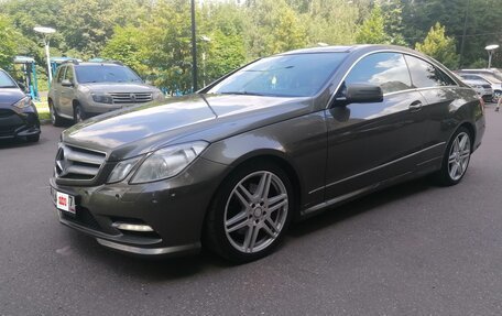 Mercedes-Benz E-Класс, 2012 год, 1 415 000 рублей, 4 фотография