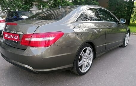 Mercedes-Benz E-Класс, 2012 год, 1 415 000 рублей, 3 фотография