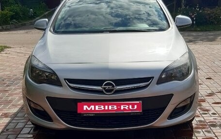 Opel Astra J, 2013 год, 800 000 рублей, 4 фотография