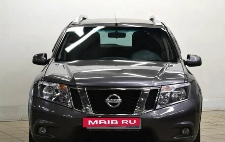 Nissan Terrano III, 2015 год, 1 040 000 рублей, 2 фотография