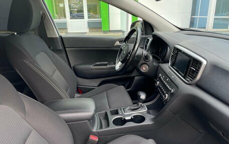 KIA Sportage IV рестайлинг, 2019 год, 2 243 000 рублей, 10 фотография