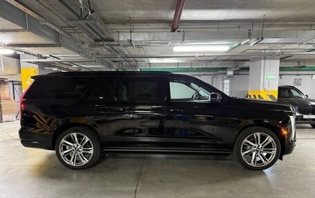 Cadillac Escalade V, 2025 год, 23 000 000 рублей, 3 фотография