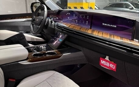 Cadillac Escalade V, 2025 год, 23 000 000 рублей, 7 фотография