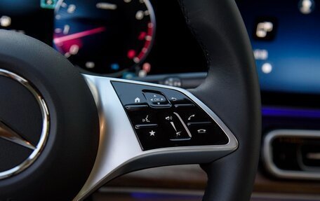 Mercedes-Benz V-Класс, 2025 год, 7 750 000 рублей, 14 фотография