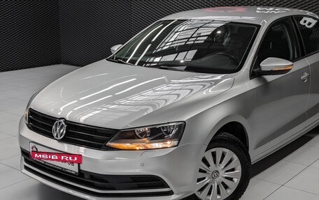 Volkswagen Jetta VI, 2016 год, 1 260 000 рублей, 2 фотография