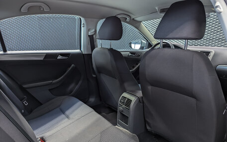 Volkswagen Jetta VI, 2016 год, 1 260 000 рублей, 26 фотография