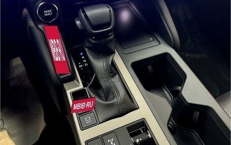 Toyota Land Cruiser Prado, 2024 год, 11 300 000 рублей, 19 фотография