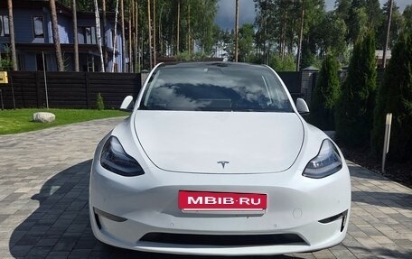 Tesla Model Y I, 2021 год, 3 750 000 рублей, 3 фотография