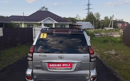 Toyota Land Cruiser Prado 120 рестайлинг, 2005 год, 1 435 000 рублей, 5 фотография