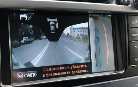 Toyota Land Cruiser Prado 150 рестайлинг 2, 2014 год, 3 900 000 рублей, 17 фотография