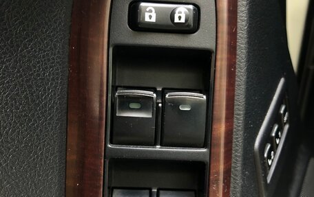 Toyota Land Cruiser Prado 150 рестайлинг 2, 2014 год, 3 900 000 рублей, 20 фотография