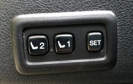 Toyota Land Cruiser Prado 150 рестайлинг 2, 2014 год, 3 900 000 рублей, 21 фотография