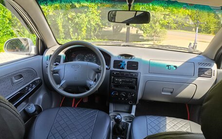 KIA Rio II, 2003 год, 390 000 рублей, 15 фотография
