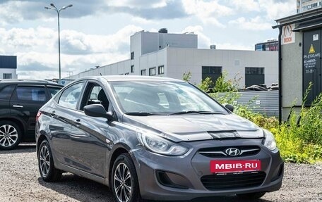 Hyundai Solaris II рестайлинг, 2014 год, 595 000 рублей, 3 фотография