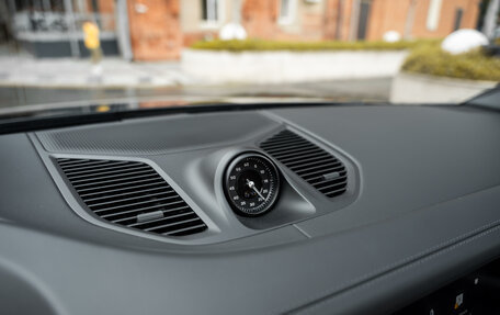 Porsche Cayenne III, 2025 год, 17 300 000 рублей, 19 фотография