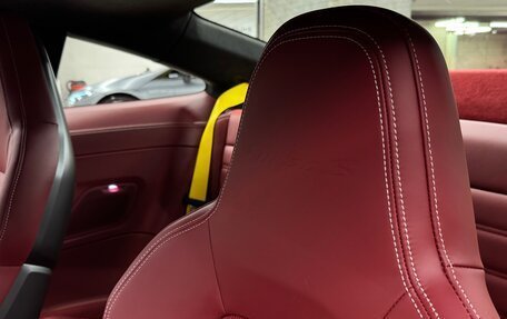 Porsche 911, 2023 год, 30 900 000 рублей, 13 фотография