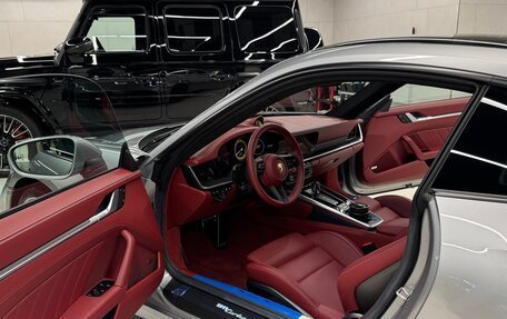Porsche 911, 2023 год, 30 900 000 рублей, 10 фотография