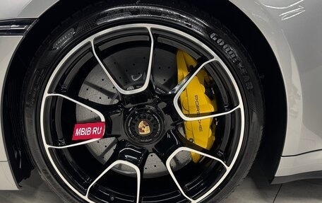 Porsche 911, 2023 год, 30 900 000 рублей, 8 фотография