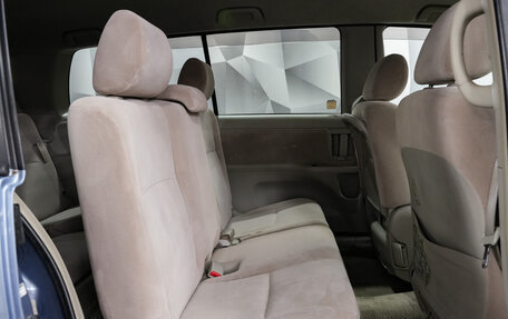 Toyota ISis I, 2010 год, 1 198 000 рублей, 10 фотография
