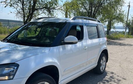 Skoda Yeti I рестайлинг, 2014 год, 970 000 рублей, 2 фотография
