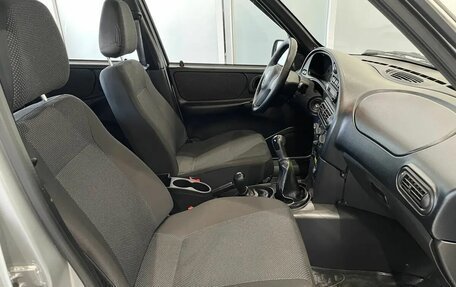 Chevrolet Niva I рестайлинг, 2011 год, 450 000 рублей, 11 фотография