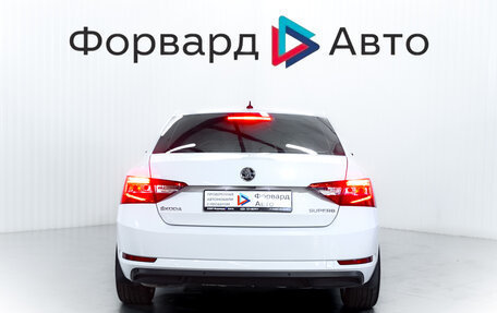 Skoda Superb III рестайлинг, 2015 год, 1 750 000 рублей, 6 фотография