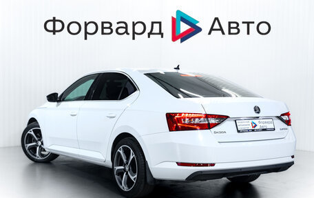 Skoda Superb III рестайлинг, 2015 год, 1 750 000 рублей, 5 фотография