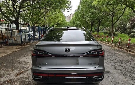 Volkswagen Tiguan II, 2022 год, 2 750 000 рублей, 8 фотография