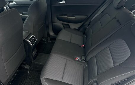 KIA Sportage IV рестайлинг, 2021 год, 2 999 000 рублей, 20 фотография