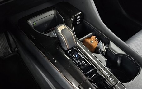 Toyota Crown, 2024 год, 5 150 000 рублей, 11 фотография