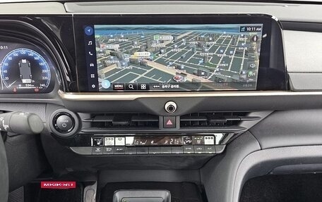 Toyota Crown, 2024 год, 5 150 000 рублей, 8 фотография
