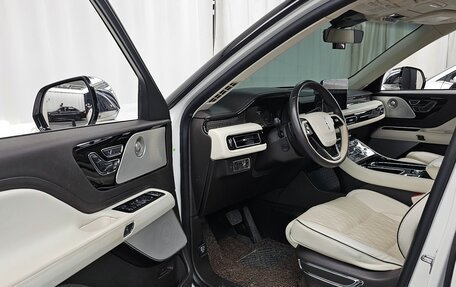 Lincoln Aviator II, 2020 год, 5 090 000 рублей, 10 фотография