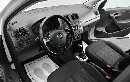 Volkswagen Polo VI (EU Market), 2016 год, 955 000 рублей, 8 фотография