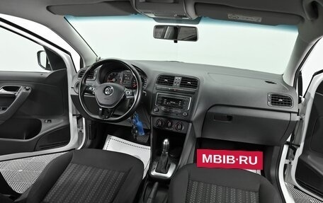 Volkswagen Polo VI (EU Market), 2016 год, 955 000 рублей, 11 фотография