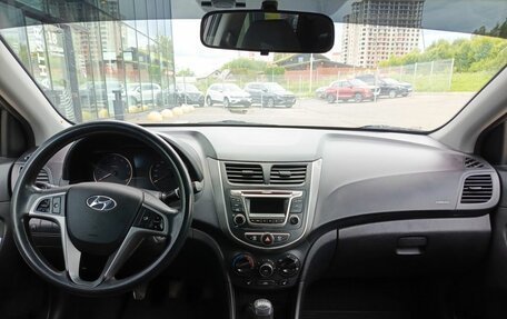 Hyundai Solaris II рестайлинг, 2014 год, 749 800 рублей, 14 фотография