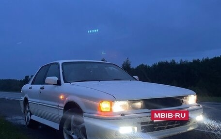 Mitsubishi Galant VIII, 1989 год, 160 000 рублей, 2 фотография