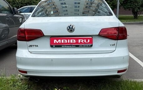 Volkswagen Jetta VI, 2017 год, 1 600 000 рублей, 2 фотография
