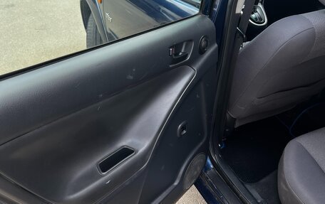 Pontiac Vibe II, 2004 год, 670 000 рублей, 23 фотография