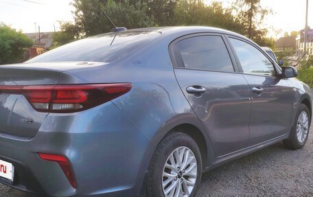KIA Rio IV, 2018 год, 1 295 000 рублей, 3 фотография