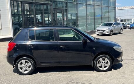 Skoda Fabia II, 2014 год, 870 000 рублей, 4 фотография