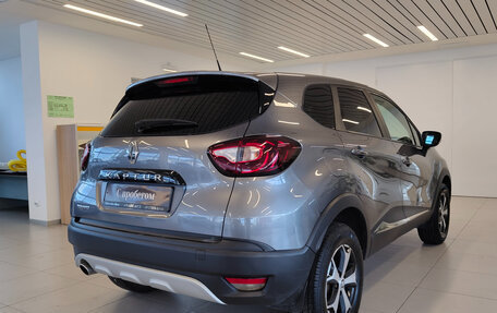 Renault Kaptur I рестайлинг, 2019 год, 1 270 000 рублей, 2 фотография