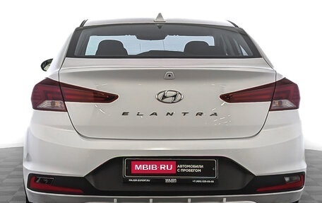Hyundai Elantra VI рестайлинг, 2019 год, 1 615 000 рублей, 6 фотография