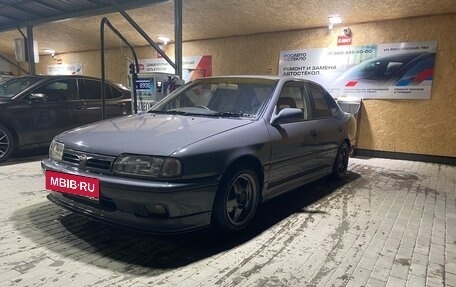 Nissan Primera II рестайлинг, 1994 год, 330 000 рублей, 7 фотография
