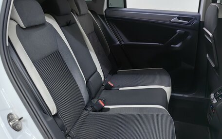 Volkswagen Tiguan II, 2019 год, 2 979 000 рублей, 9 фотография