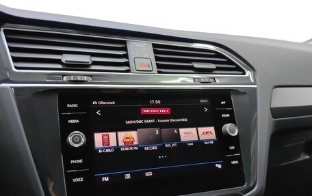 Volkswagen Tiguan II, 2019 год, 2 979 000 рублей, 14 фотография