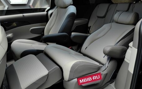 KIA Carnival, 2025 год, 6 950 000 рублей, 22 фотография