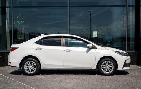 Toyota Corolla, 2018 год, 1 749 000 рублей, 5 фотография