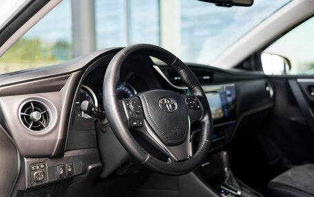 Toyota Corolla, 2018 год, 1 749 000 рублей, 9 фотография